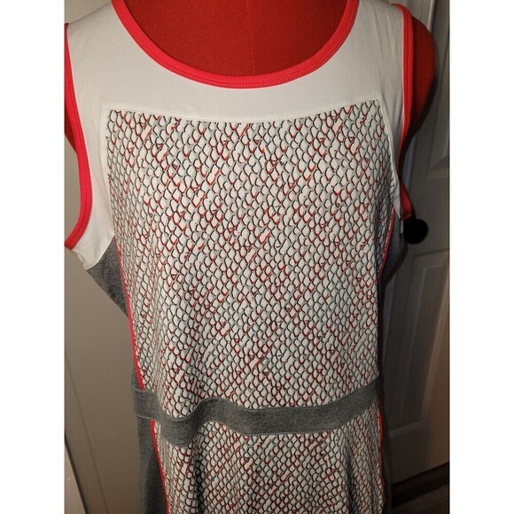 TAIL Activewear Tennis Dress Size XL - Picture 1 of 3